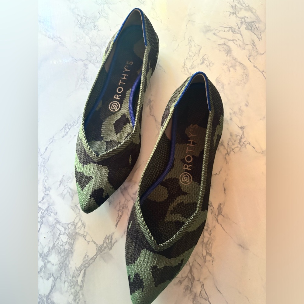 Rothy’s “The Point” Camo size 9 Brand New